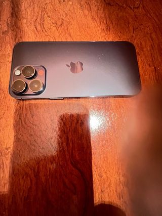 iPhone 14 Pro Max nella sua confezione originale