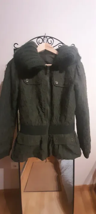 Cazadora Desigual verde militar