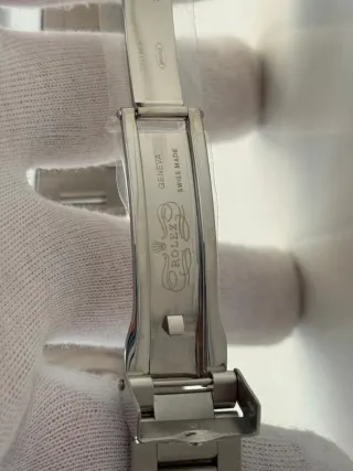 Reloj Starbucks Esfera Negra Bisel Verde