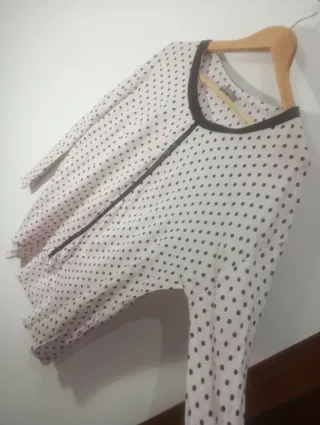 Camiseta Zara  lunares