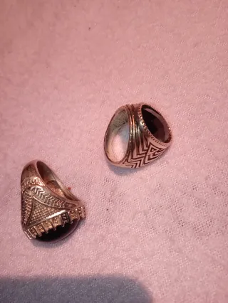 Anillos Negros y Plateados