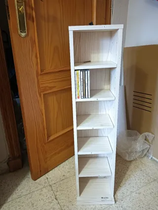 Mueblecito almacenamiento CDs madera