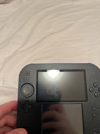 Nintendo 2DS Negra y Azul con Mario Kart 7