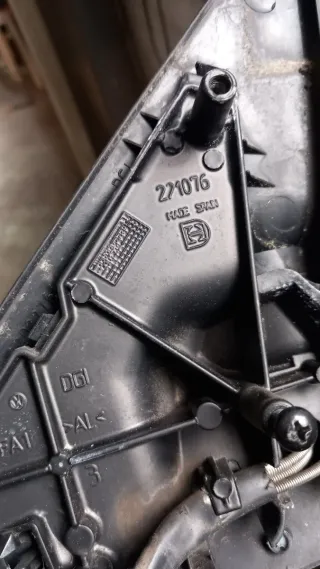 Retrovisor derecho Seat Ibiza/Córdoba 99