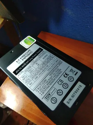 Fuente Alimentación Medion Gaming 600W