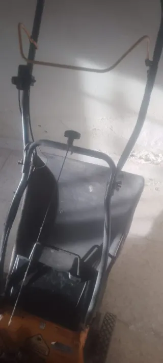 Cortacésped Partner 150cc para puesta a punto