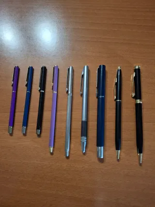 Set di 9 penne antiche (vari colori)