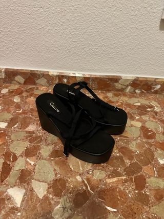 Cuccoo Zapatos de tacón negros