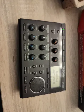 Grabadora Tascam DP 006 Digital Multitrack