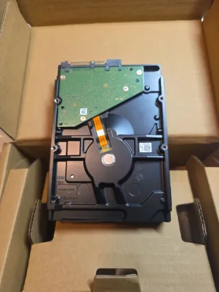 Disco Duro Seagate IronWolf 8TB NAS Interno