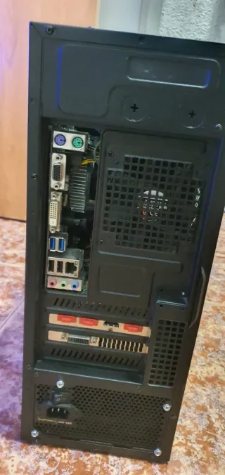 Ordenador Sobremesa Zalman Negro