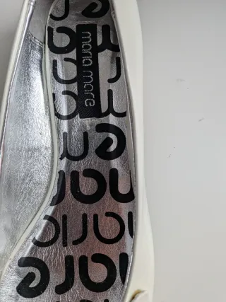 Manoletinas blancas mariamare