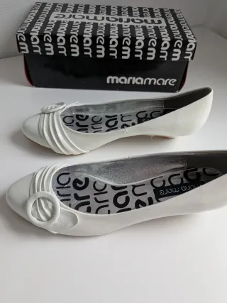 Manoletinas blancas mariamare