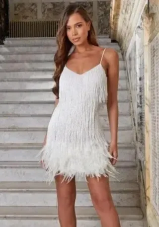 Vestido blanco con flecos SIN ESTRENAR