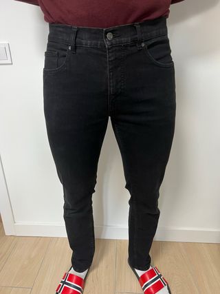 Vaqueros negros hombre W34 L32 (ES 44)