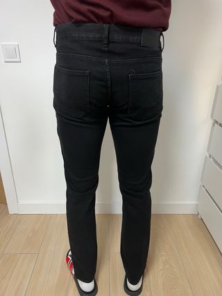 Vaqueros negros hombre W34 L32 (ES 44)