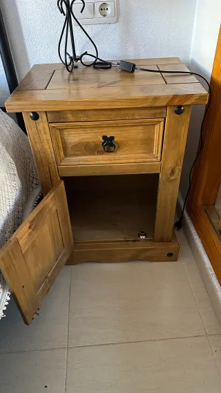 Mesita de noche de madera (2 unidades)