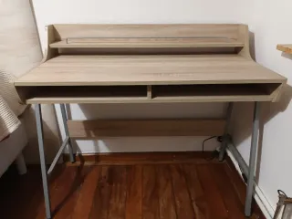 Mesa de estudio madera y metal