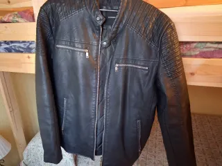 Cazadora cuero hombre negra