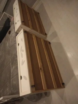 Cajones de madera con ruedas