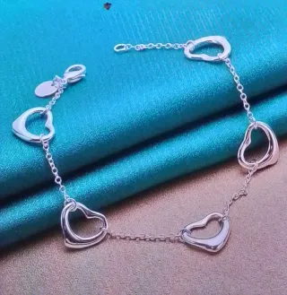 Pulsera de plata 925 con corazones