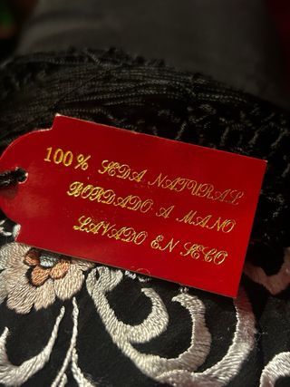 Mantón Manila Bordado a Mano