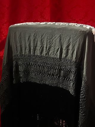 Mantón Manila Bordado a Mano