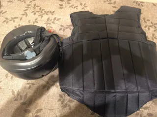 Chaleco y casco Hípica Oxilane Soft Touch Negro