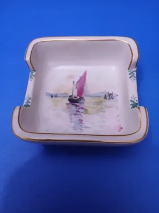 Posacenere Richard Ginori antico