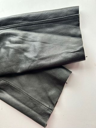 Pantalón 100% Cuero Auténtico Negro