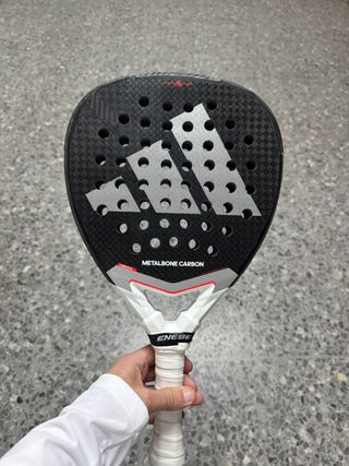 Pala Padel Adidas Metalbone Blanca