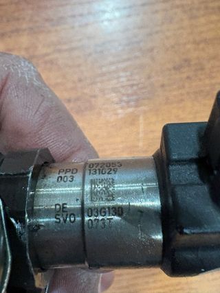 Inyector Continental 03G130073 T