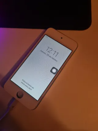 iPod 6ta Generación Blanco/Gris