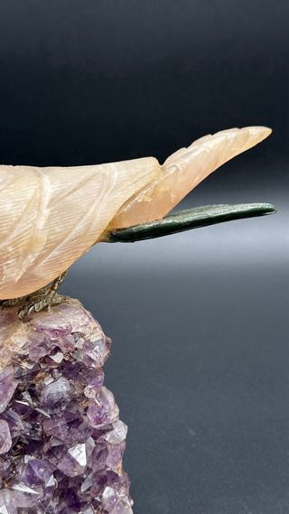 Uccello in Pietre Dure su Ametista Vintage