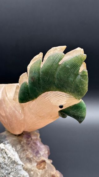 Uccello in Pietre Dure su Ametista Vintage