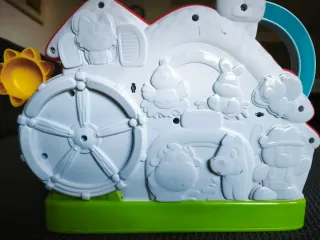 Juguete musical granja Chicco