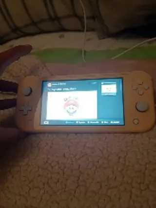 Nintendo Switch Lite Amarillo