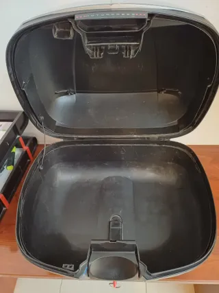 Baúl Maletero Moto SHAD