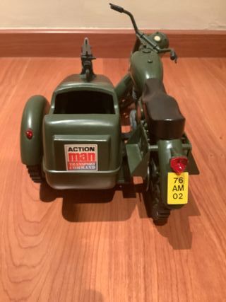 Moto Sidecar Action Man similar a la de Geyperman