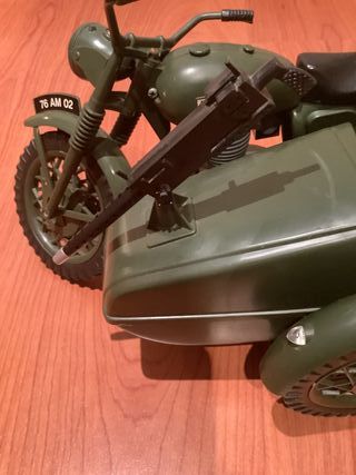 Moto Sidecar Action Man similar a la de Geyperman