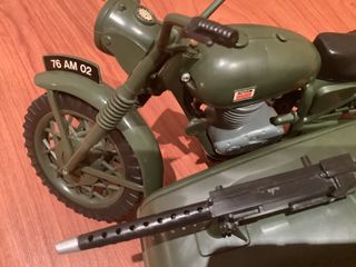 Moto Sidecar Action Man similar a la de Geyperman