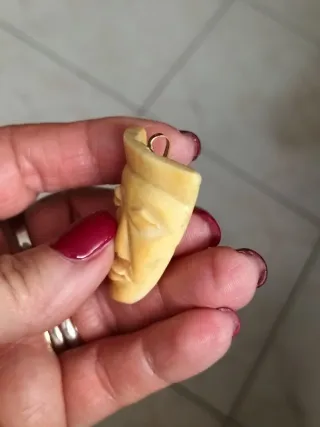 Ciondolo Africano Vintage Osso e oro 10/12k