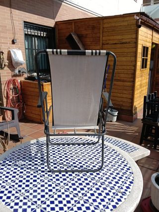 Silla de jardín o playa a rayas