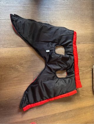 Anorak para perro rojo