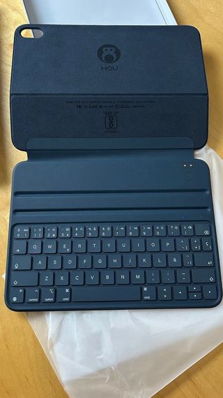 HOU Teclado Funda iPad 11generation A16 2025 Ñ