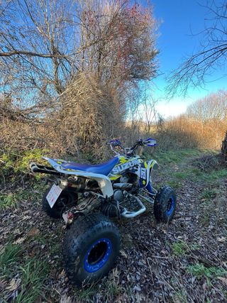 Quad Suzuki LTZ 400