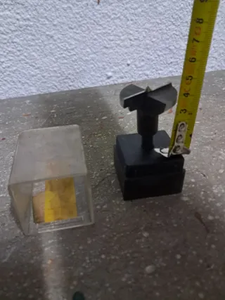 Broca para madera con caja