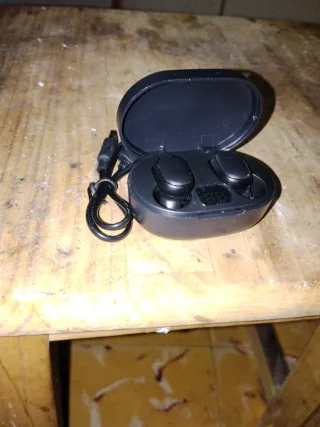 Auriculares Inalámbricos Negros