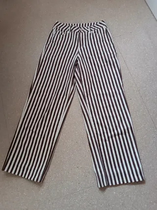 Pantalón de rayas beige y marrón Talla S