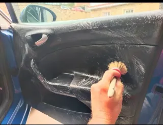 LIMPIEZA COCHES PREMIUM Y DETALLADOS